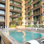 Easygo- Stylish 1Bdr With View And Astonishing Facilities Jvc